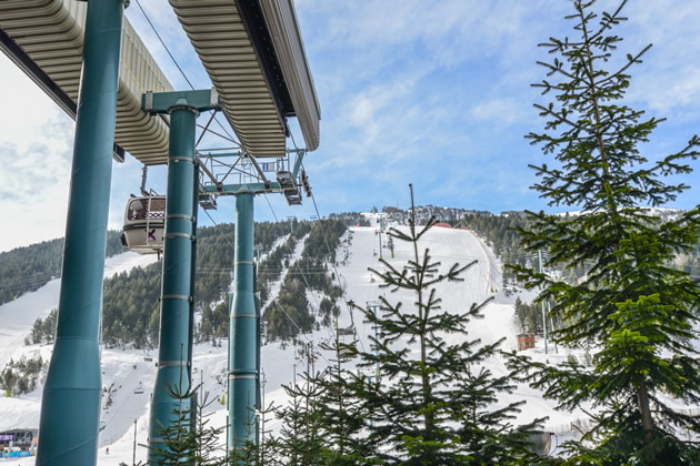 Vivre aux pieds de pistes de soldeu acheter villa à soldeu