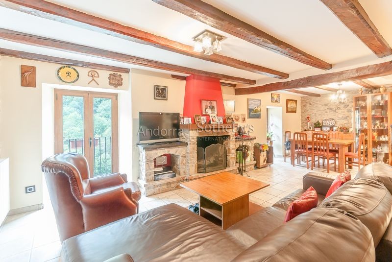 rustic house on sale in Bixessarri real estate agency Bixessarri