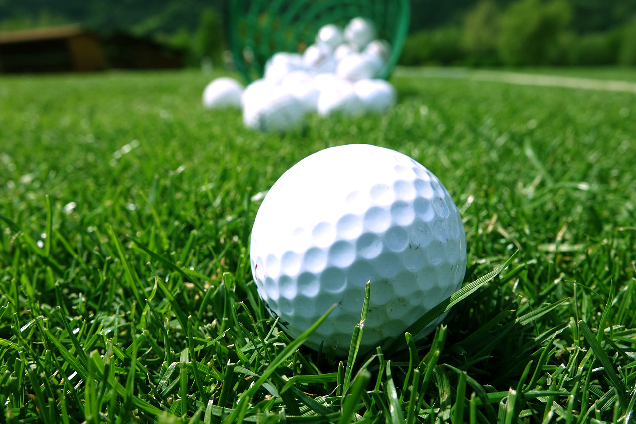 Golf Pitch & Putt El Torrent, xixerella, 18 trous villas à vendre à xixerella Andorre