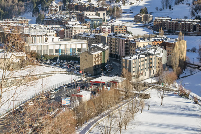 Entrada Canillo pueblo, Grandvalira Inmobiliaria en Canillo, casas, pisos y chalets a la venta